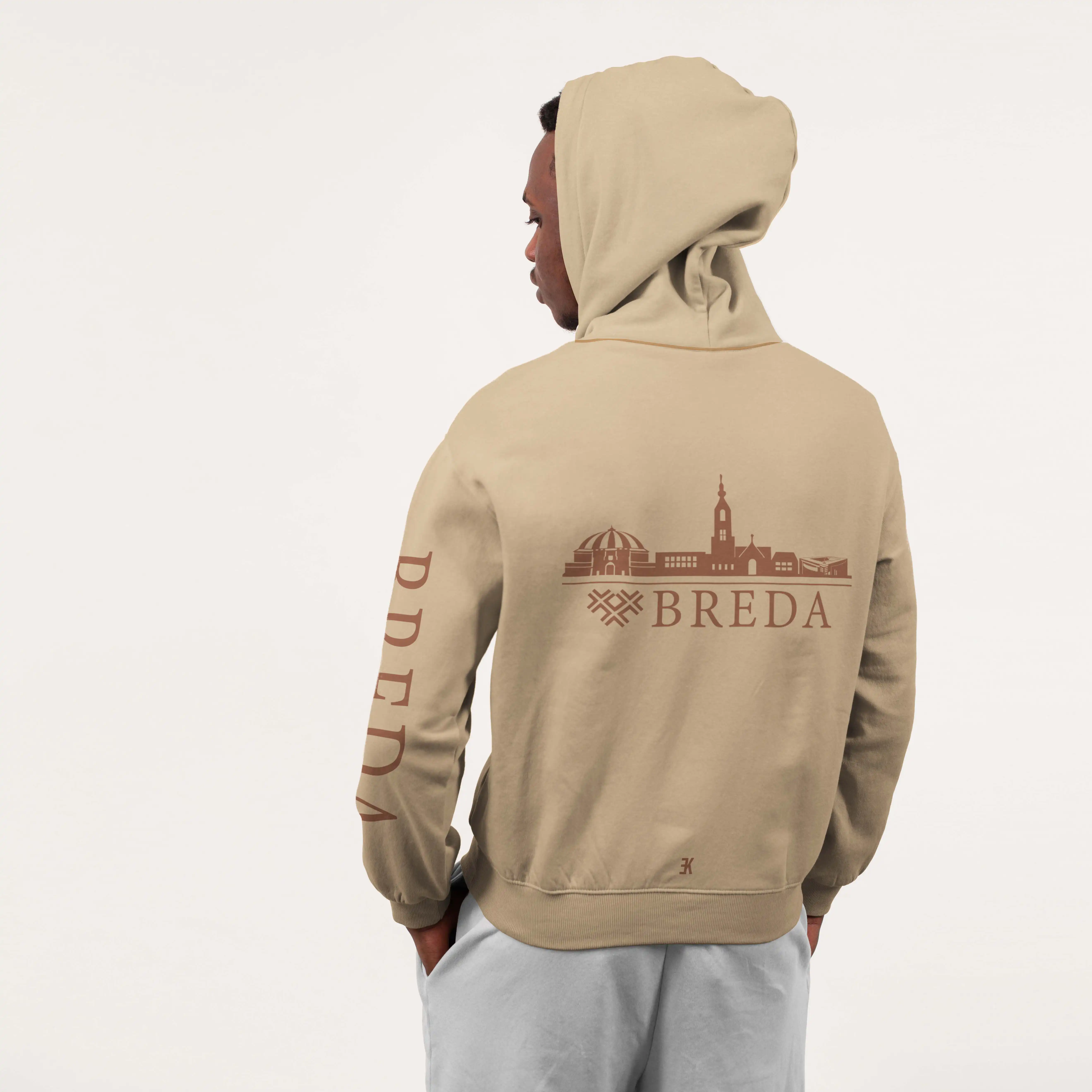 Skyline Breda Hoodie - Breda hoodie model beige skyline 1 - EK8193