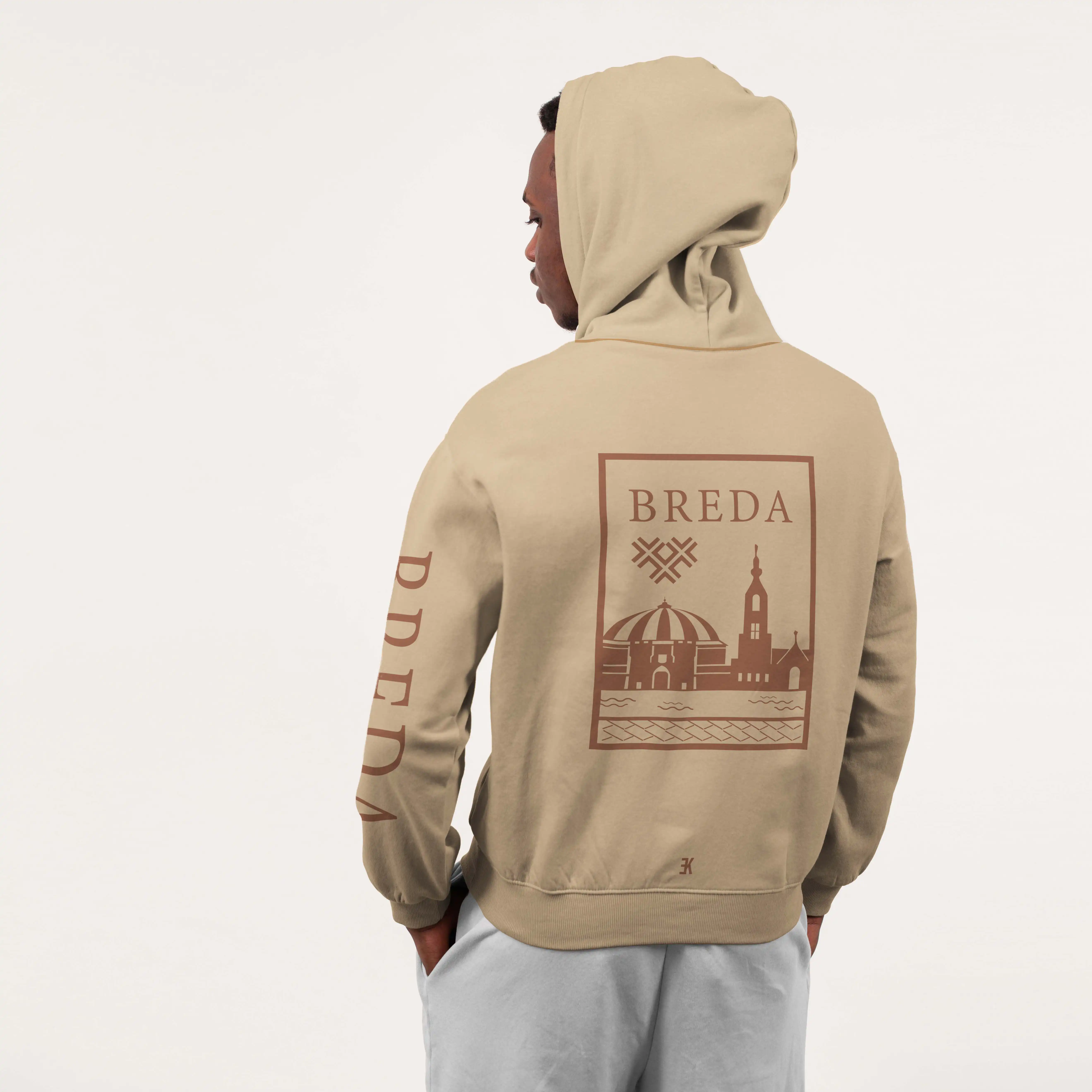 Breda Hoodie - Breda hoodie model beige vlak 1 - Breda Hoodie 3