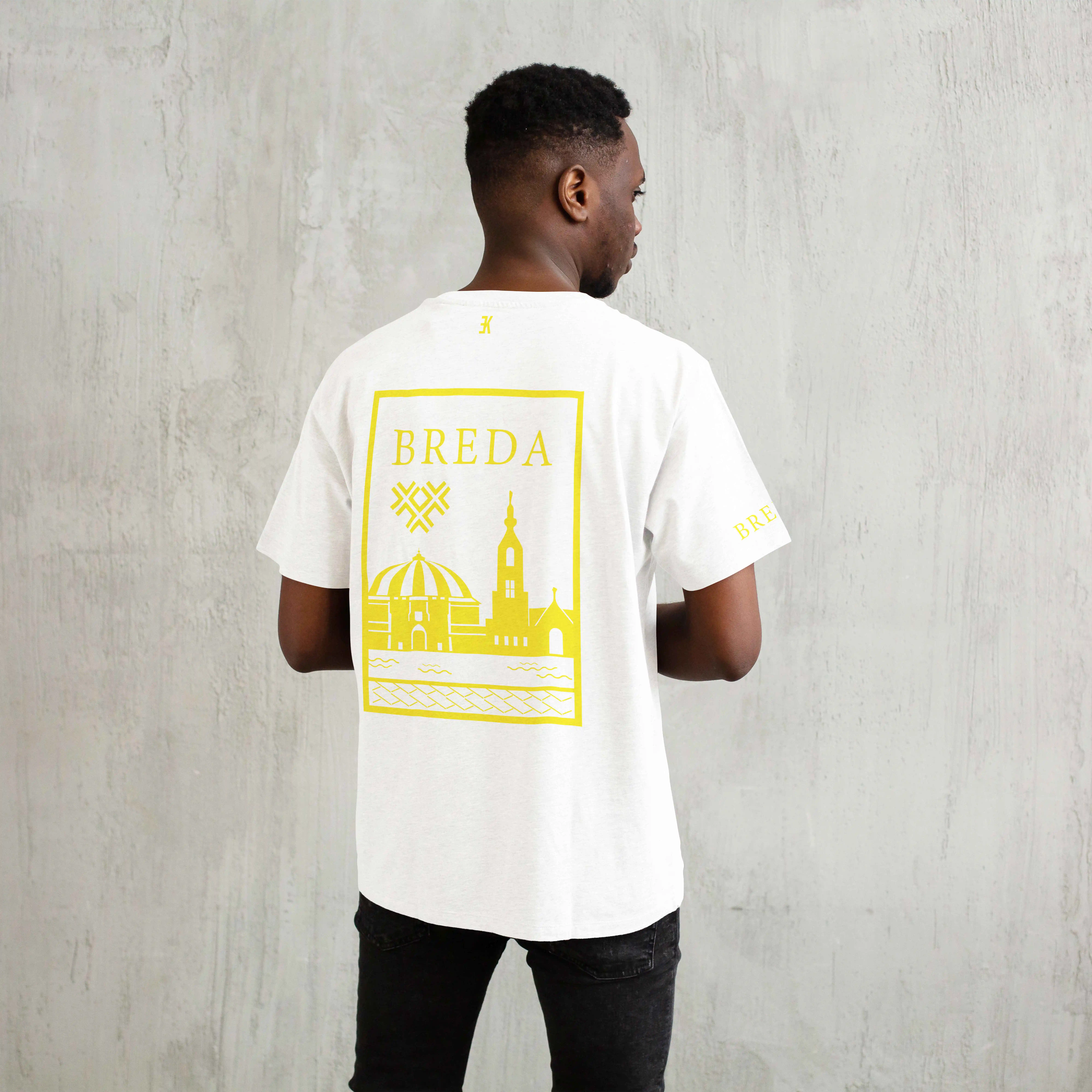 Breda Shirt - Breda t shirt wit model vlak geel 3 - Breda Shirt (83)