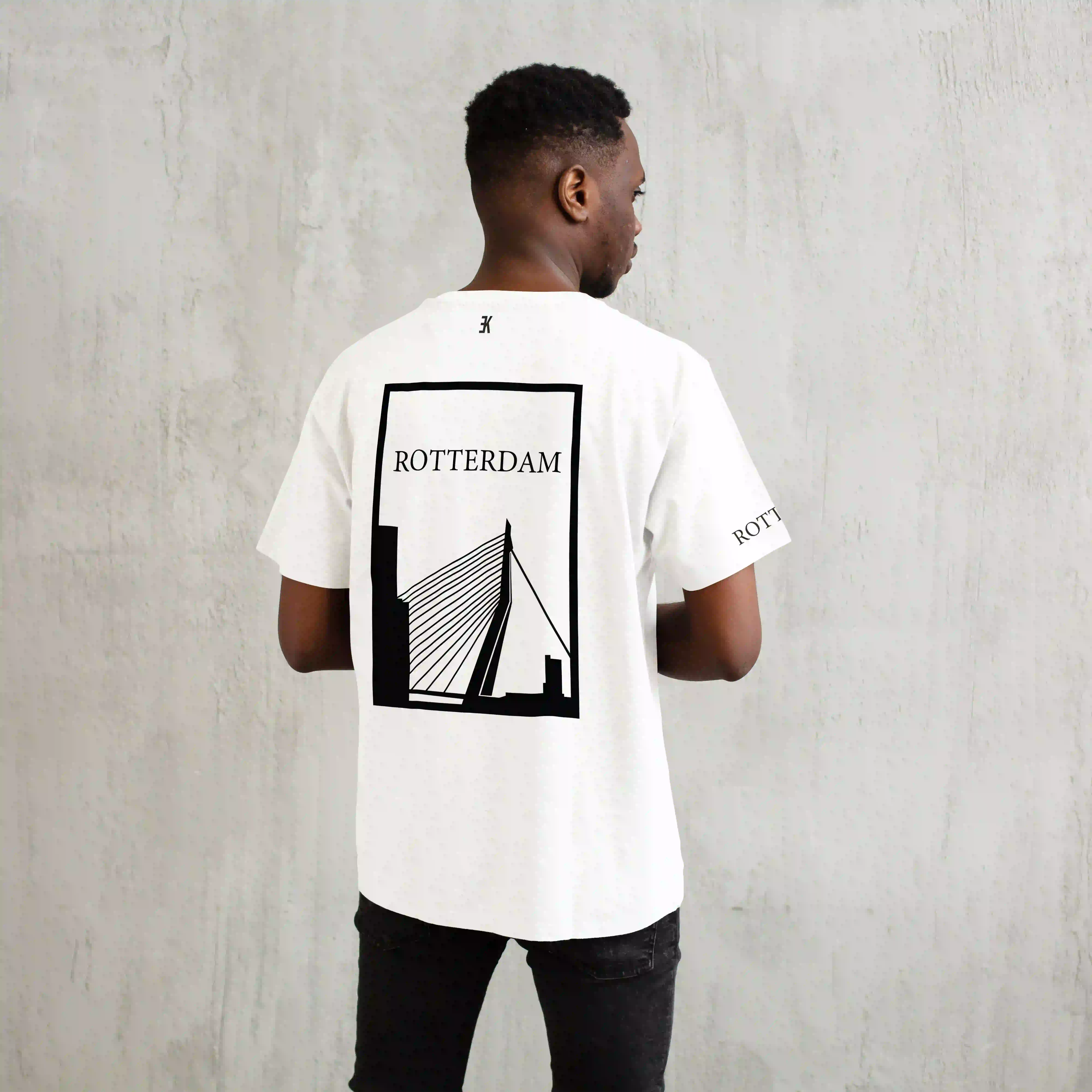 Rotterdam Shirt - Shirt wit model rotterdam zwart vlak 1 - Rotterdam Shirt O24658