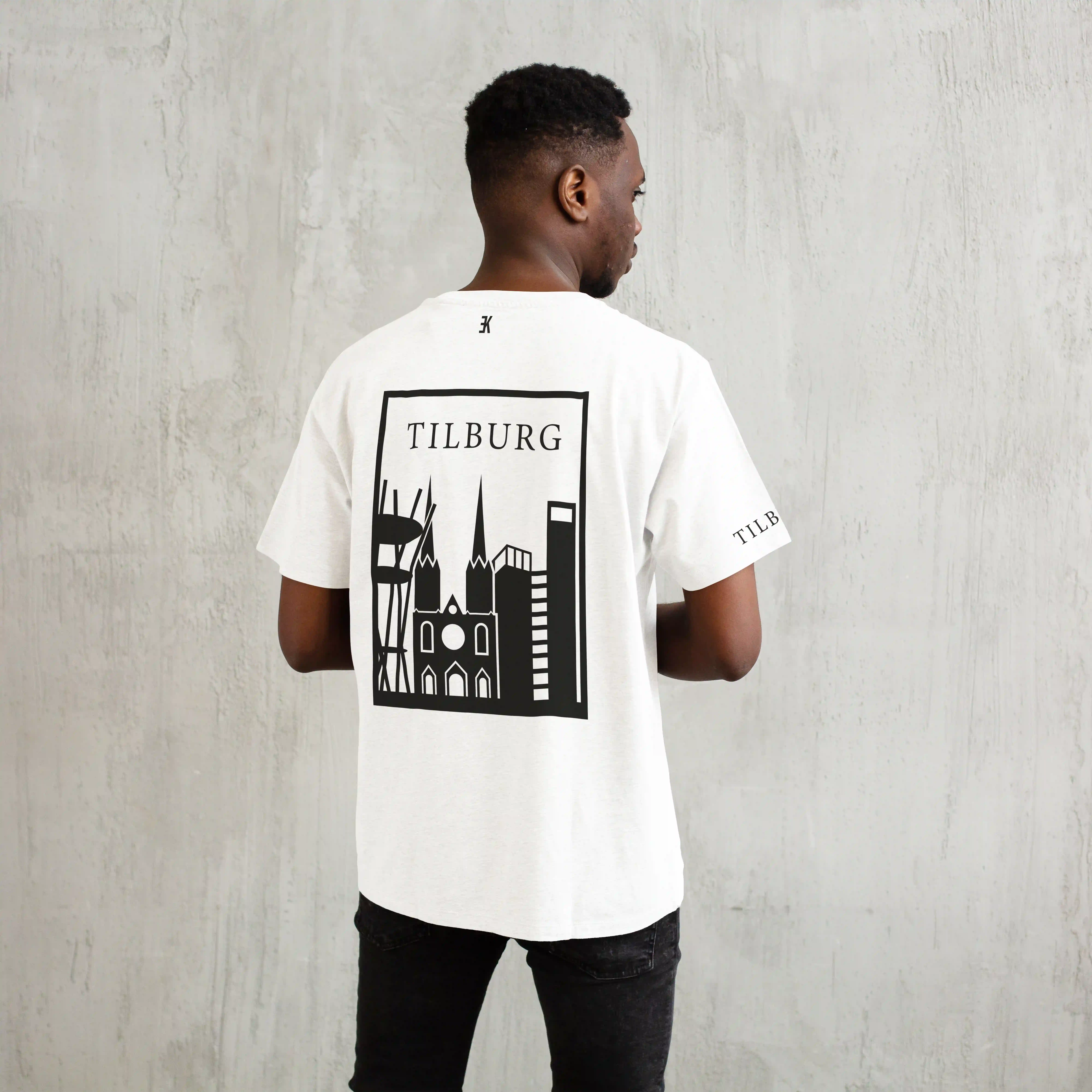 Tilburg Shirt - Tlbrg model shirt wit vlak zwart - Tilburg Shirt O11655