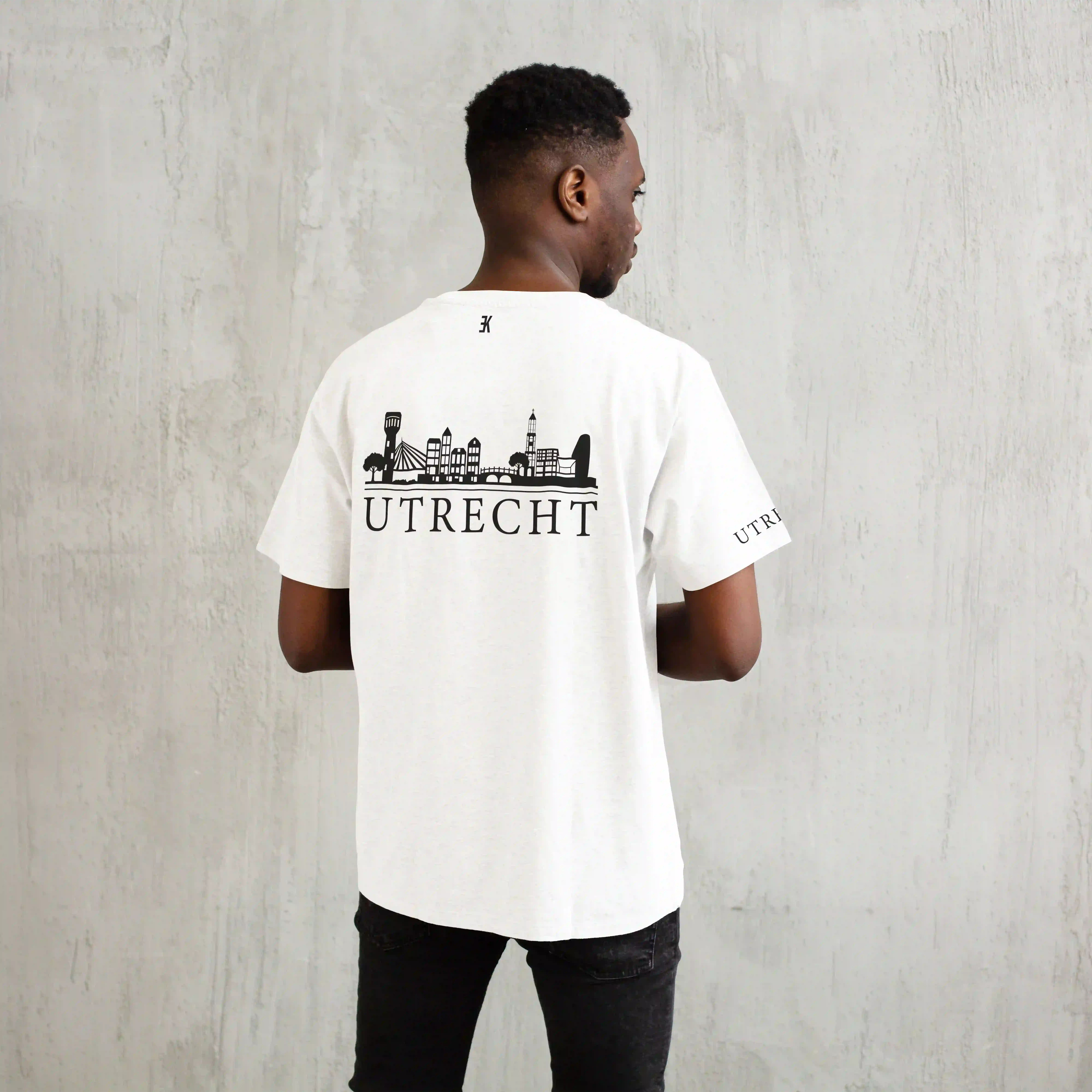 Skyline Utrecht Shirt - Utrecht model shirt wit skyline zwart 5 - Skyline Utrecht Shirt O20946